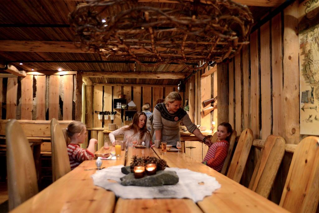 Basecamp Hotel Longyearbyen Exterior foto